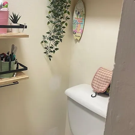 Small 1 Bedroom Near Centre دبلن